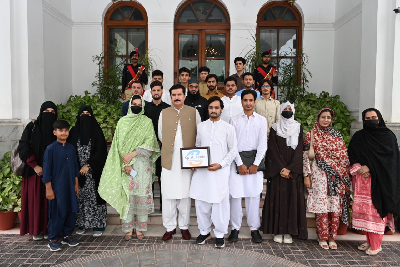 KP Students Leadership Association Delegation Meets Governor Faisal Karim Kundi to Discuss Youth Development